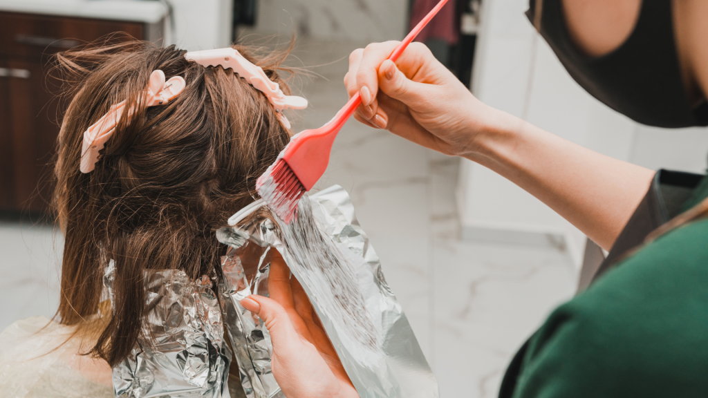 Why Do Salons Wash Your Hair After Coloring